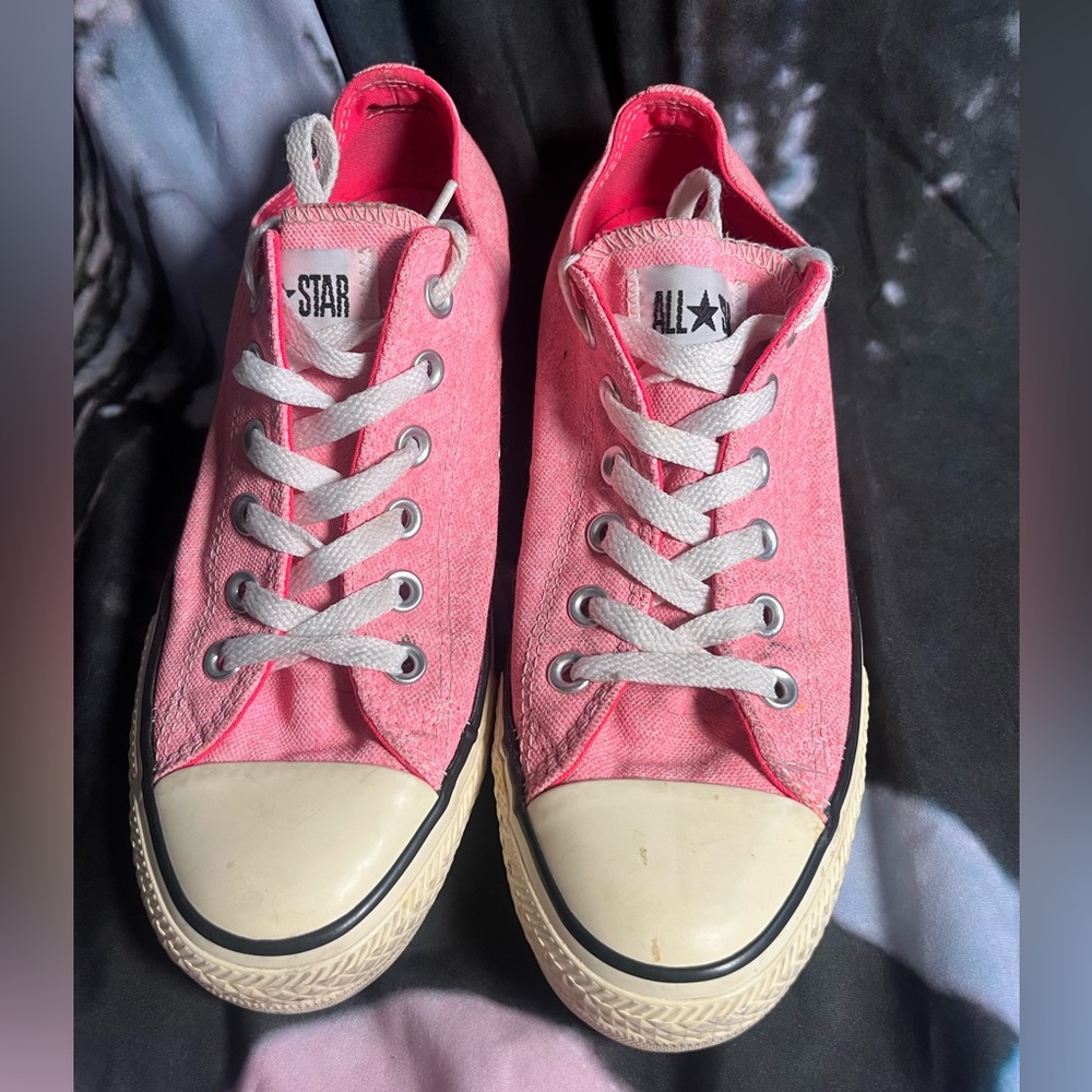 Converse All Star Pink Low Top Sneakers 🌵 8